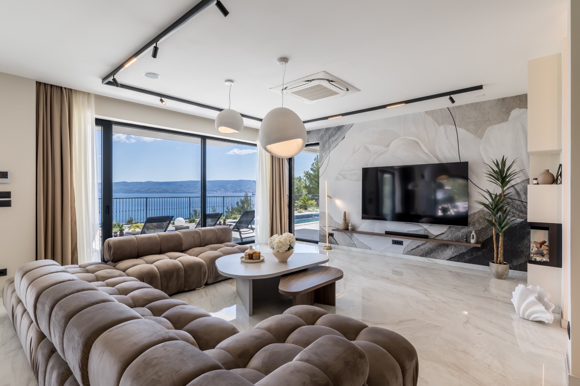 Living room with panoramic Adriatic view